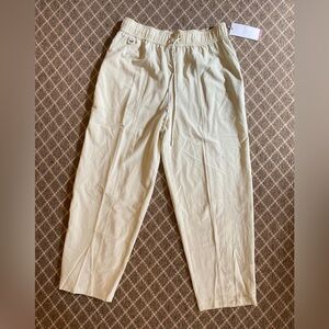 Women’s Calla Light Cream Joggers, Size Medium. NWT